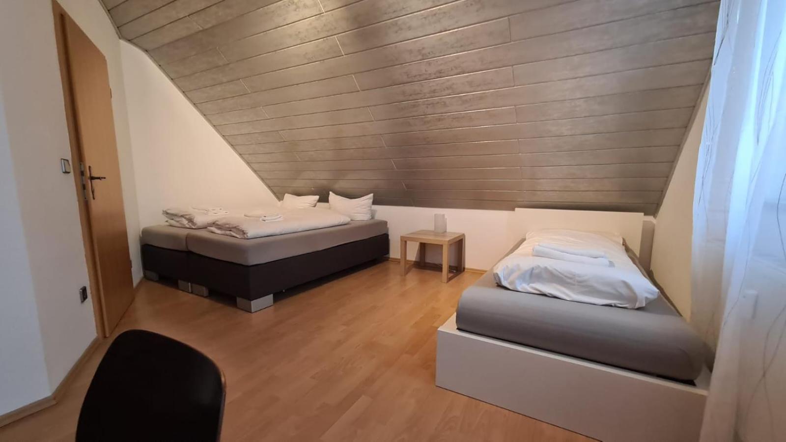 Schlafzimmer 1 Mit Top Aussicht Ueber Weilstetten Balingen Exterior foto